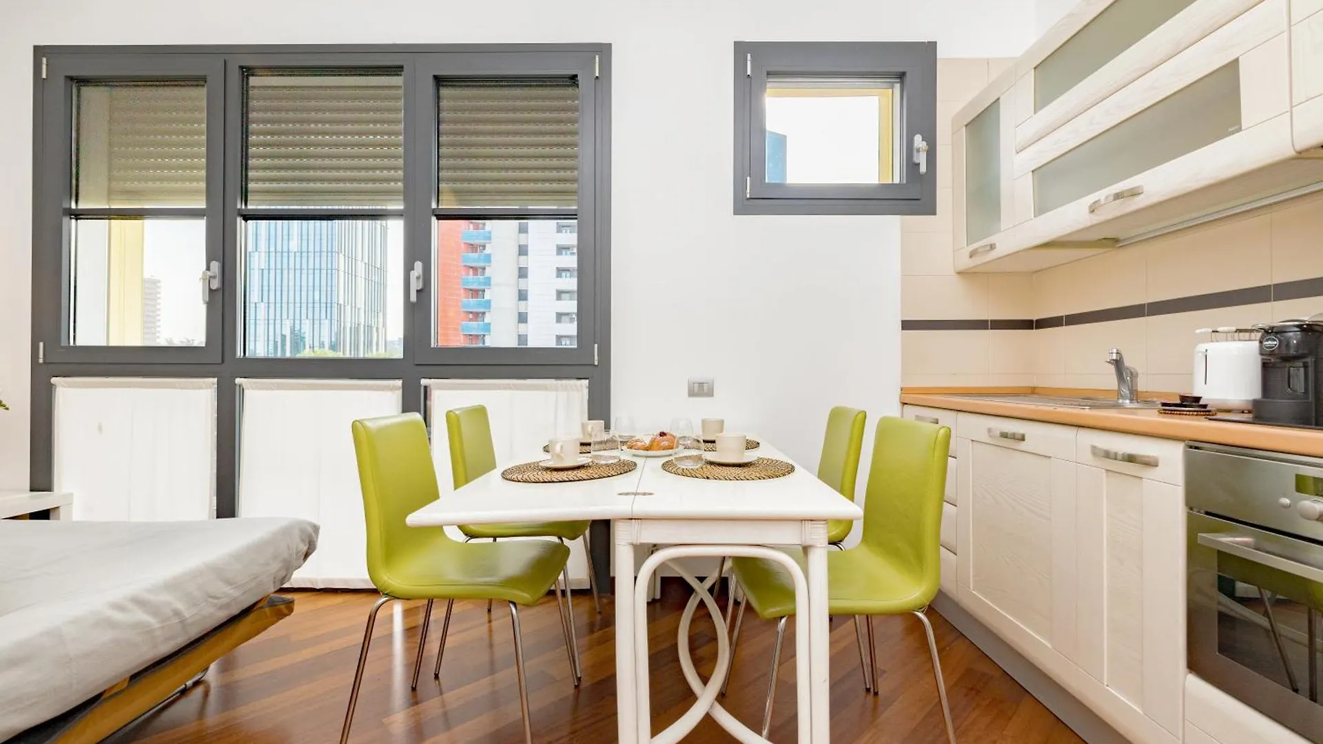 Casa Solare - Eleganza Milanese In Porta Romana アパート ミラノ
